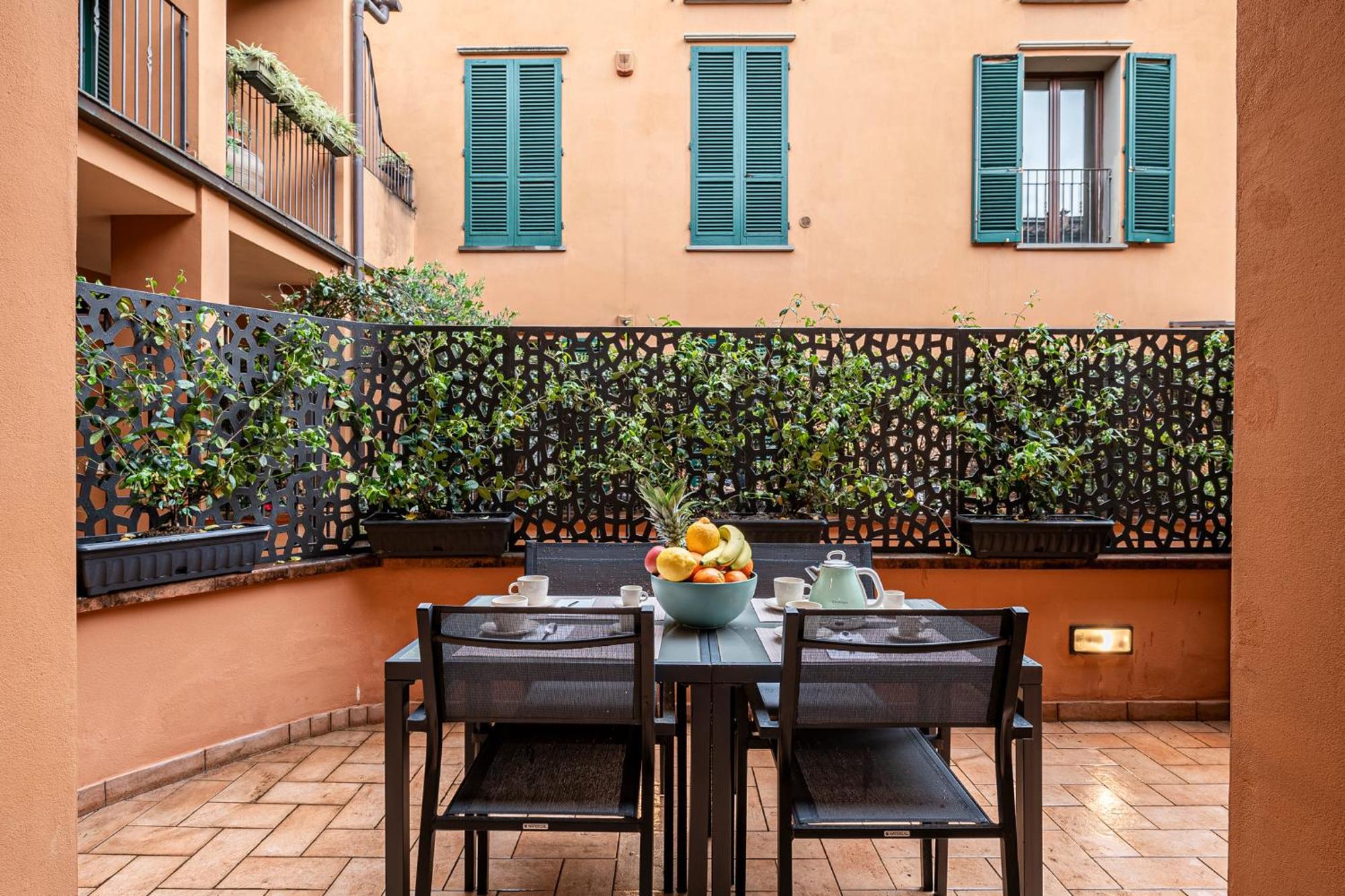 "Once Upon A Time" Cherubini Palace Thematic Apartments Free Parking Firenze Eksteriør bilde
