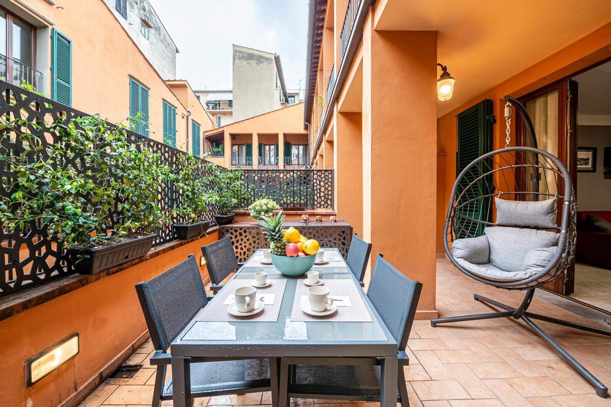 "Once Upon A Time" Cherubini Palace Thematic Apartments Free Parking Firenze Eksteriør bilde